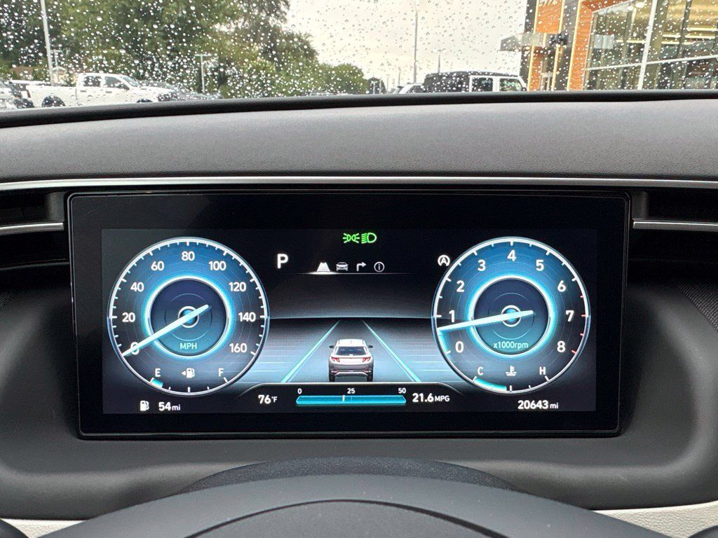 Used 2024 Hyundai Tucson Limited AWD/4WD image 19