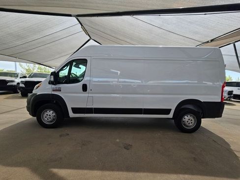 Used 2022 RAM ProMaster 2500 FWD image 5