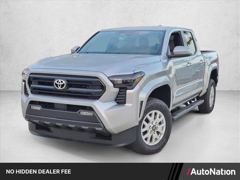 Used 2025 Toyota Tacoma SR5 RWD image 1