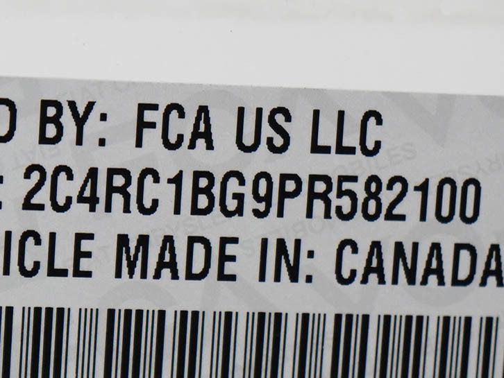 Used 2023 Chrysler Pacifica Touring-L FWD image 31
