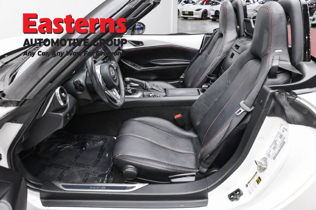 Used 2018 MAZDA MX-5 Miata Grand Touring RWD image 14