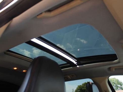 Used 2011 Volvo XC60 T6 image 34