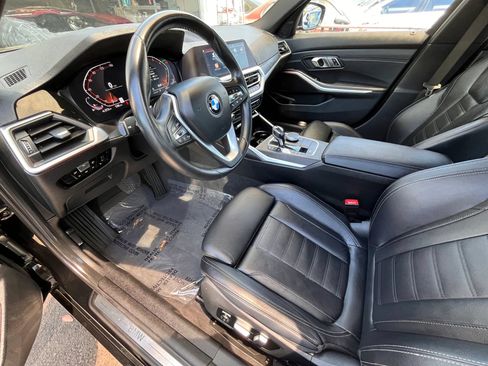 Used 2020 BMW 330i Sedan w/ Convenience Package RWD image 9