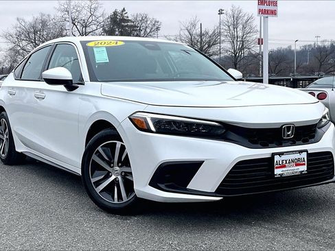 Used 2024 Honda Civic LX image 2