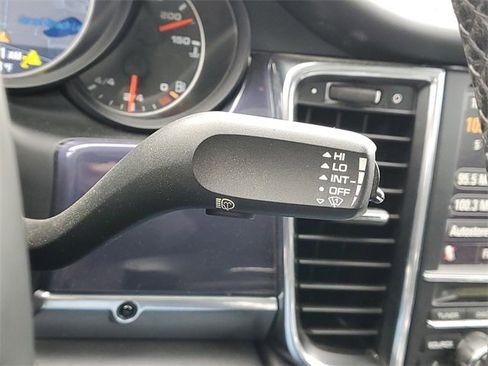 Used 2010 Porsche Panamera 4S image 23