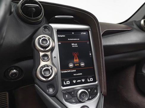 Used 2018 McLaren 720S Performance image 27