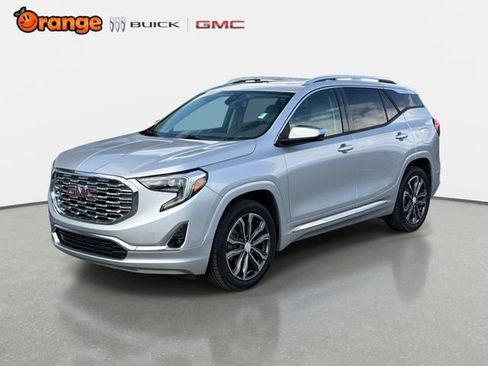 Used 2018 GMC Terrain Denali w/ Advanced Safety Package FWD image 7