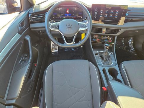Certified 2025 Volkswagen Jetta Sport FWD image 10