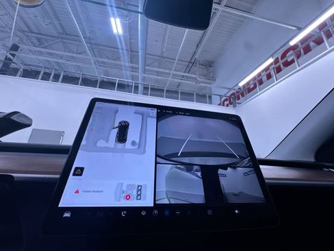 Used 2023 Tesla Model Y Long Range image 24