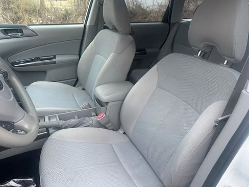 Used 2011 Subaru Forester 2.5X Premium image 15