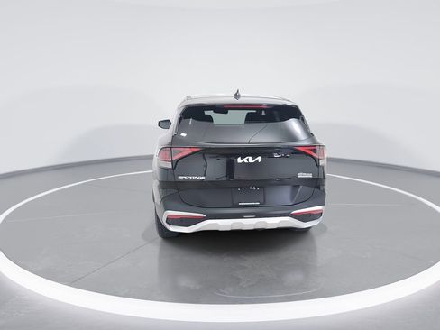 Used 2025 Kia Sportage EX image 7