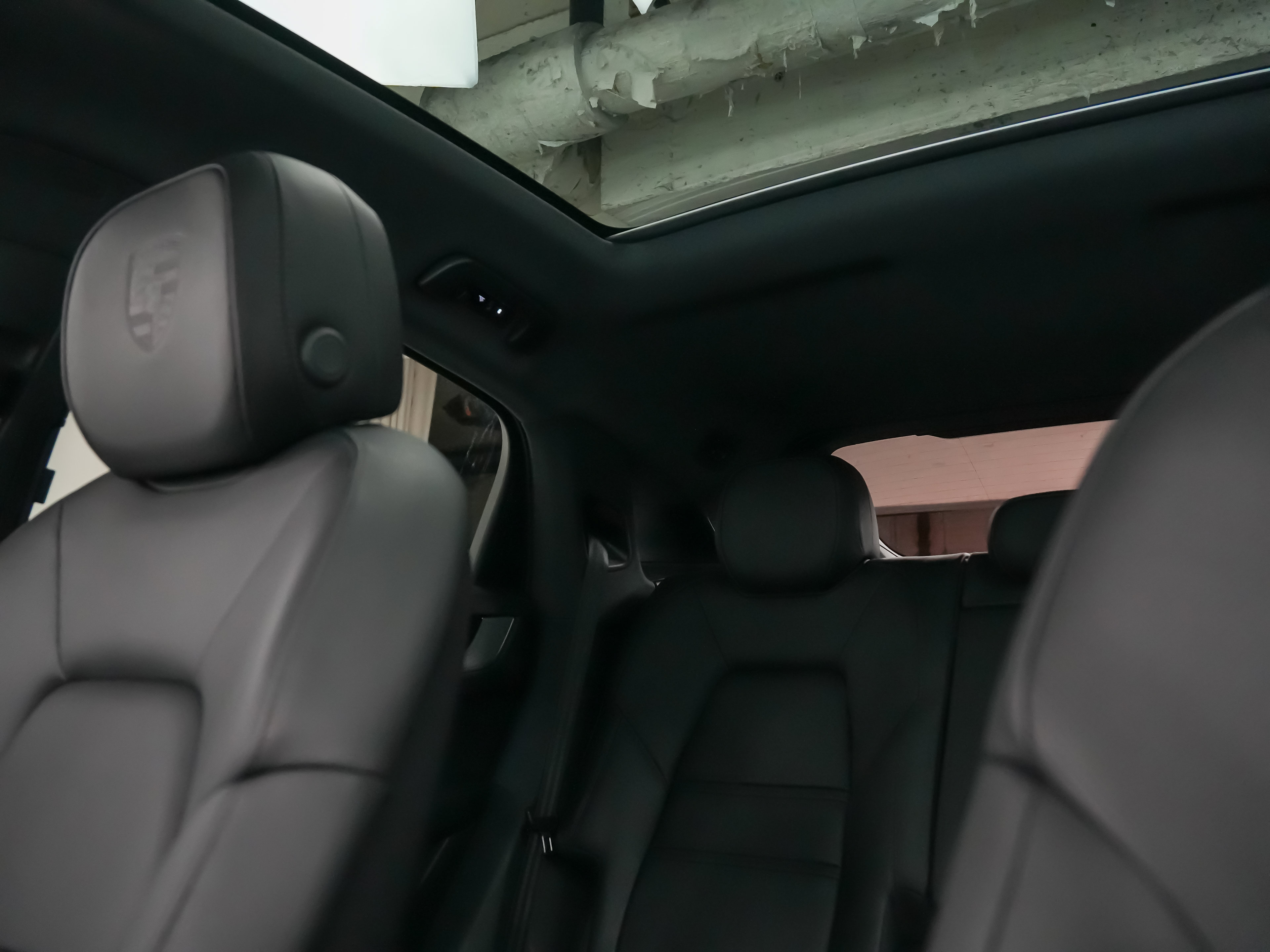 Certified 2026 Porsche Cayenne Coupe AWD/4WD image 35