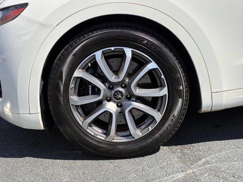Used 2020 Maserati Levante S AWD/4WD image 56