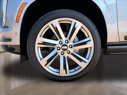 New 2026 Cadillac Escalade ESV Sport w/ Touring Package AWD/4WD image 12