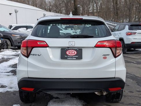 Used 2016 Honda HR-V LX image 4