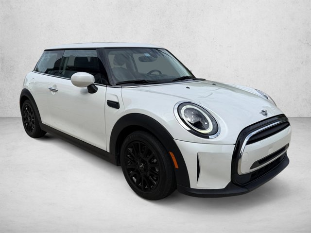 Used 2024 MINI Cooper 2-Door Hardtop FWD image 3