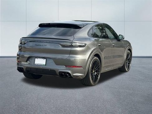 Used 2021 Porsche Cayenne GTS w/ Premium Package AWD/4WD image 6