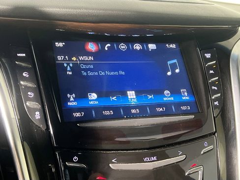 Used 2019 Cadillac Escalade Premium Luxury w/ Escalade Sport Edition image 27