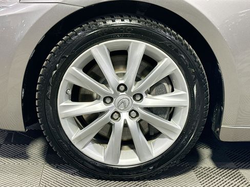 Used 2016 Lexus IS 200t image 12