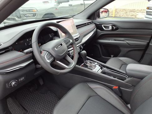 New 2026 Jeep Compass Trailhawk w/ Sun, Sound & Navigation Group image 12