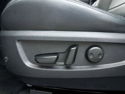 Used 2021 INFINITI QX50 Luxe w/ Appearance Package image 31