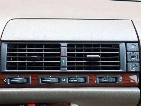 Used 1995 Mercedes-Benz S 320 S Class image 17