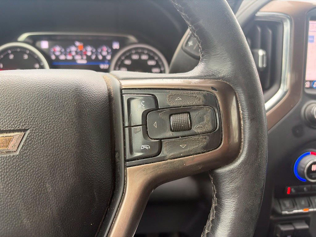 Used 2022 Chevrolet Silverado 3500 High Country w/ Safety Package II AWD/4WD image 9