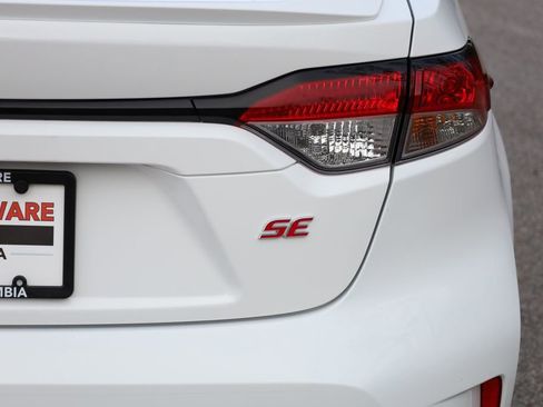 Used 2025 Toyota Corolla SE image 6