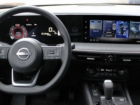 New 2026 Nissan Kicks SV w/ Cold Weather Package image 4