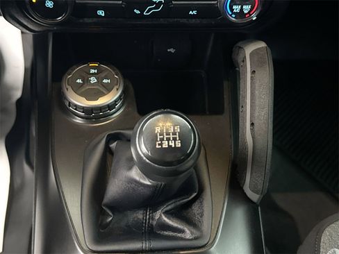 Used 2021 Ford Bronco Big Bend image 22