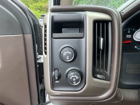 Used 2017 GMC Sierra 1500 Denali AWD/4WD image 14