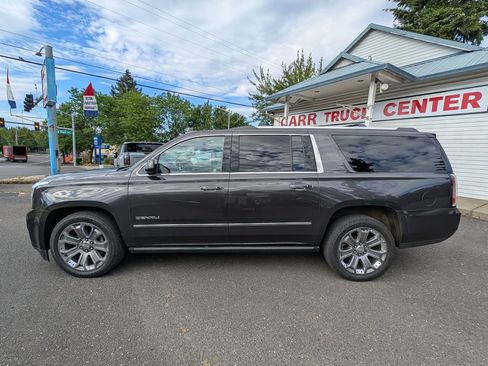 Used 2016 GMC Yukon XL Denali w/ Open Road Package AWD/4WD image 44