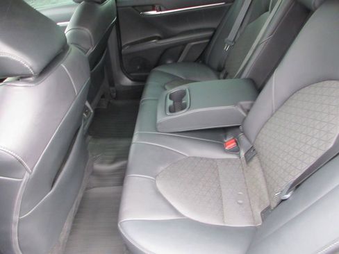 Used 2021 Toyota Camry XSE image 12