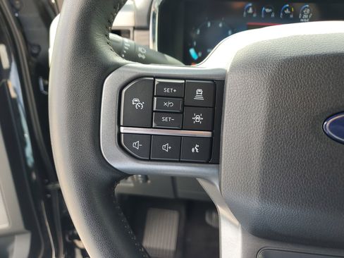 Used 2024 Ford F150 Lariat w/ FX4 Off-Road Package image 21