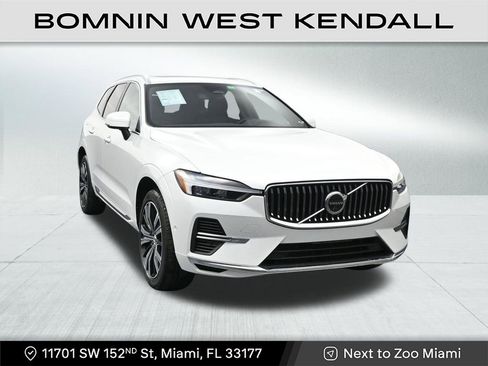 Used 2023 Volvo XC60 T8 Plus image 7