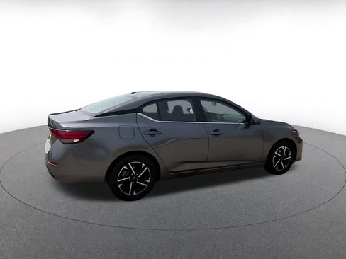 Used 2025 Nissan Sentra SV FWD image 15
