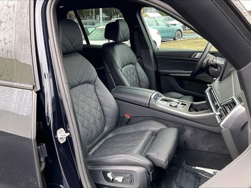 Used 2025 BMW X5 xDrive40i image 10