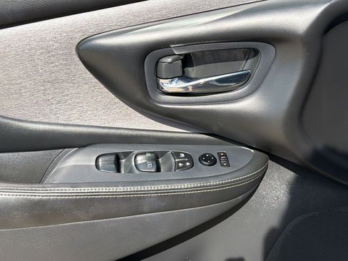 Used 2020 Nissan Murano S w/ Technology Package AWD/4WD image 14