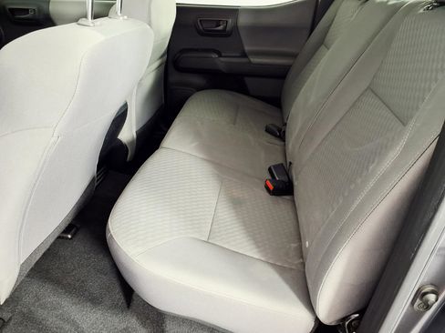 Used 2021 Toyota Tacoma SR w/ SR Convenience Package image 7
