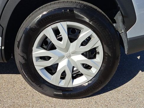 Certified 2025 Toyota Corolla Cross L image 5