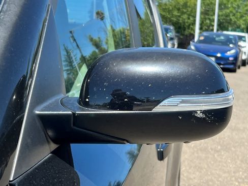 Used 2017 Kia Soul EV FWD image 9