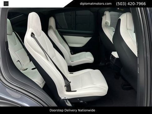 Used 2019 Tesla Model X Performance image 24