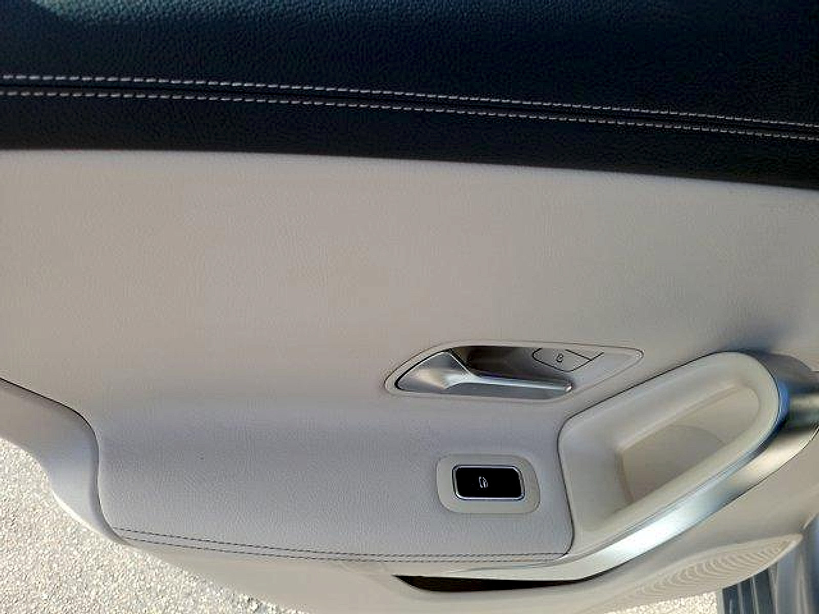 Used 2022 Mercedes-Benz CLA 250 image 19