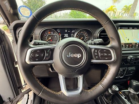 Used 2021 Jeep Wrangler Unlimited Sahara image 29