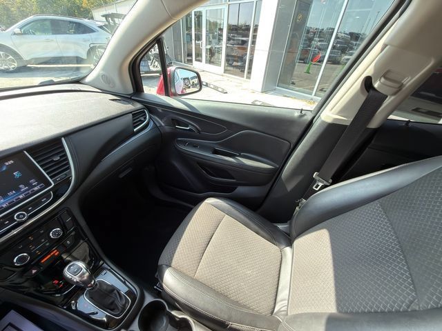Used 2019 Buick Encore Preferred FWD image 19