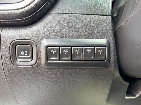 Used 2021 Chevrolet Silverado 3500 LT w/ Snow Plow Prep Package AWD/4WD image 45