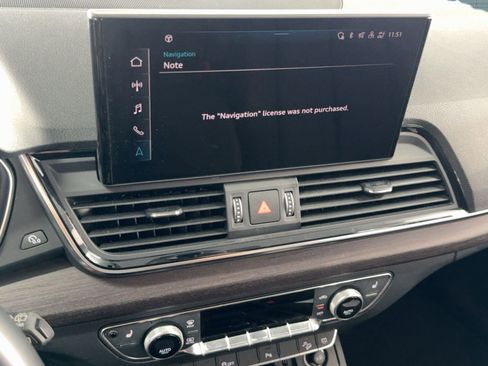 Used 2023 Audi Q5 2.0T Premium w/ Convenience Package image 22