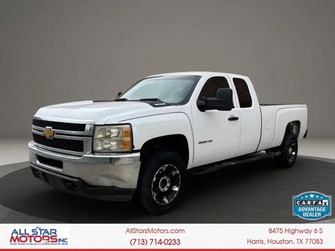 Used 2012 Chevrolet Silverado 3500 W/T RWD image 2