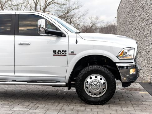 Used 2017 RAM 3500 Laramie image 15