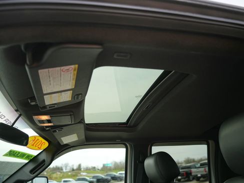 Used 2016 Ford F250 Platinum w/ Platinum Package image 27